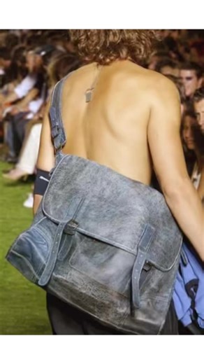 Neil Barrett Spring 2004 Fashion Collection