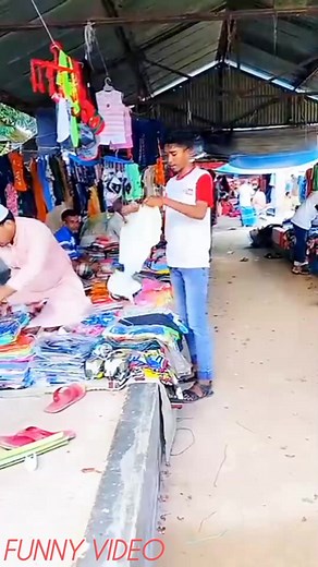 Funny video😀😁 #comedy #reels #comment #facebook #viral #funny #friends #shorts #share #sharechat | R Sahoo