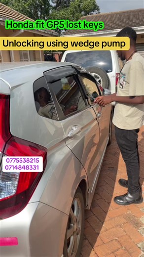 Honda fit GP5 lost key Replacement 0775538215 / 0714848331 Honda fit smart keys programming both lost keys and spare keys #hondafitgp5keys #hondafitlocksmith #carunlocking #carkeys