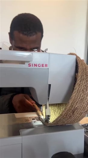 All our SINGER sewing machines can make baskets like these ! And if you want to get serious get an industrial to speed things up ! Go to www.szsewing.co.za to shop ! 💪🏼🧵 #sew #sewing #sewingtiktok #sewingtutorial