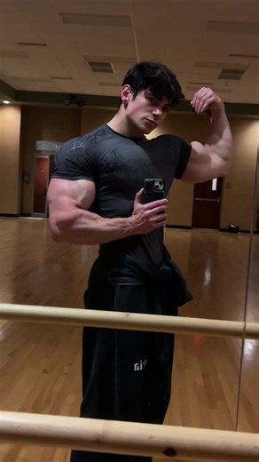 Clark Kent (@clarkybateman)’s videos with original sound - bfd.sneaky