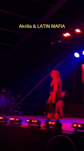 Akriila & LATIN MAFIA: La Mejor Sorpresa en Vivo en CDMX