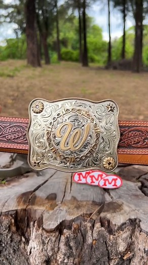 Molly’s Custom Silver | Custom Belt Buckles on Instagram: "Cowboy 101 鸞How to put Your Buckle on a Belt Shop Custom Buckles & Hand Crafted Belts at mollyscustomsilver.com (link in bio) #westernfashion #beltbuckles #cowboystyle #westernwear #customsilver #cowgirlstyle #cowgirloutfit #westernaccessories #silversmith #customleather #leatherbelt #westernstore #mollyscustomsilver"