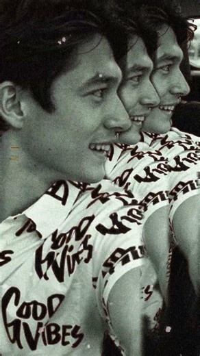 [Graphic short-sleeve button-up shirt, relaxed fit, statement print]