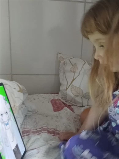 Como Criar um Personagem VTuber Fofo