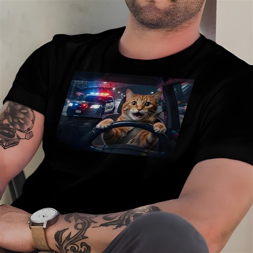 Funny Cat Police Chase Meme T-shirts Comfort Colors Cat Lovers Gift - Etsy