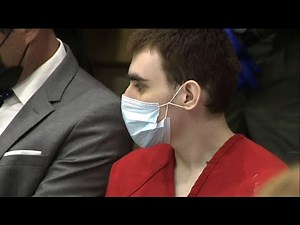Video: Florida massacre suspect attacks jail guard