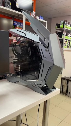 Futuristic High-End Gaming PC Showcase