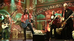 12 Rock Stars Singing Christmas Songs Live