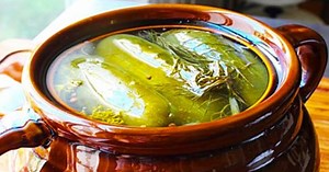 How To Make Homemade Dill Pickles Easily