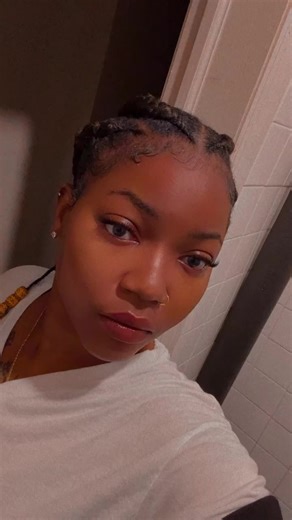 Niecey (@pretty_nonchalant_)’s videos with original sound - VEN🎶💜