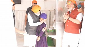 2.8K views · 106 reactions | www.takhatpatnasahib.in Mr. Prime Minister of India, Shri Narendra Damodardas Modi, visits Birth Place of Dashmesh Pita, Sri Guru Gobind Singh Ji Maharaja, at Takhat Sri Harimandir Ji Patna Sahib, Patna (Bihar) for the blessings of Sri Guru Granth Sahib Ji on 13th of May 2024. He offered Prayers (Ardaas) and served (Sewa) langar to Sadh Sangat in Langar hall. #PMOIndia | Takhat Sri Harimandir Ji Patna Sahib | Facebook