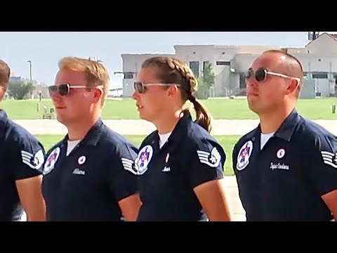 Full Thunderbirds Airshow Performance at the Great Texas Airshow 2024