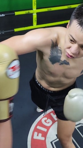 Start a new day 😆 #boxing | Mai Thành Danh