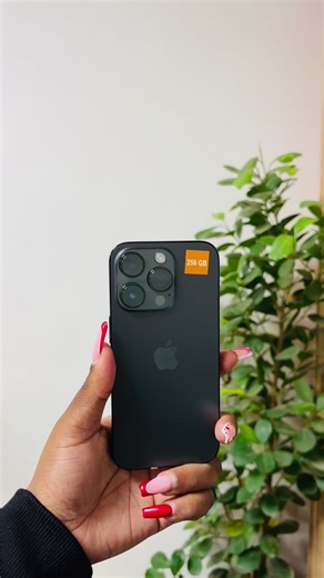 iPhone 14 Pro 256GB Storage Neat😮‍💨 🔋Battery Health 95% Color Code;Space Black⚫️ 📺Super Retina XDR OLED Display 🔎Ceramic Shield Glass ⚙️Apple A16 Bionic (4nm) 📸48 Megapixels iOS 26 Ready Ex-USA🇺🇸 Condition; Pristine Mint💧 📶Dual Simcard ( E-Sim) 📑6 Months Warranty Face ID working ✅ Truetone Live Screen✅ 🍏Free Apple cable 🏷️Free Deluxe OG Screen Guard 🏷️Free Premium Clear Case 🏷️Free Recommended iPhone adapter Countrywide Delivery 📦 🚚 72,000ksh Happy Shopping 🛍️🛒 #tiktokkenya🇰�
