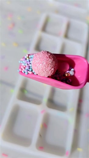 Colour. Craft. Create. Repeat. 🌈 Our Re-Craft-Able™ Creativity Set turns playtime into mess-free magic — perfect for curious hands and creative minds. ♻️ Reusable sustainable 🎨 Endless creative combos 🇦🇺 Designed by an Aussie mum Shop now for screen-free fun that lasts. | Little Change Creators