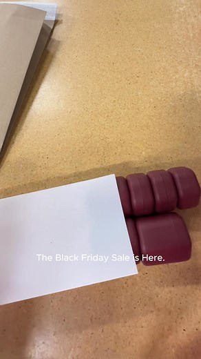 Pack a Merlot Capsule order with us.🍷 This color will likely run out of stock before Thanksgiving, so get them while you can. Now up to 30% Off. | Cadence