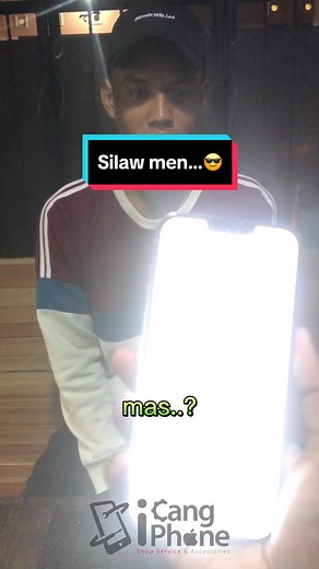 LCD iPhone 13 Pro Max Mengalami Layar Putih