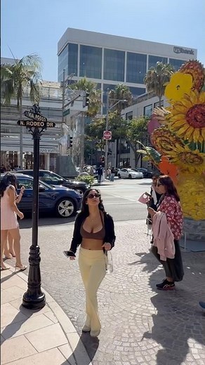 Would you WALK here? BEVERLY HILLS 🌴 California 🇺🇸