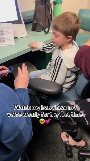 Baby Hearing Aid Reaction: First Time Hearing Mom's Voice