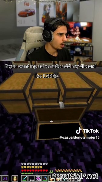 Surviving the Best Sea Lantern Farm in Minecraft