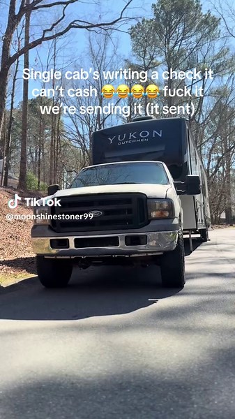 Single Cab Truck Pulling a 42-Footer: A Wild Ride