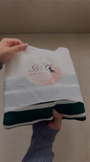 7.5K views · 224 reactions | New arrivals  Code : 707  Ribbed round neck knit sweater ❄️ Real video  @misscairo_ طول : 69-71cm  زيتى - بيج - اسود | Miss Cairo | Facebook