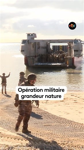 Des chars sur les routes, des militaires déployés, des drones dans le ciel… Si vous avez vu ça ce week-end en Bretagne, pas d’inquiétude. Il ne s’agit pas d’une opération réelle, mais d’un exercice militaire d’ampleur. Son nom : Orion. Cet entraînement interarmes mobilise plus de 10 000 militaires sur toute la façade Atlantique. En mer, sur terre et dans les airs. Porte-hélicoptères, parachutages, blindés : tous les moyens sont engagés pour simuler un conflit de haute intensité. La phase terrest