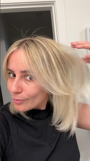 Tone refresh + blowout • Wella professional 10/81 & 8/81 perfect blonde combination • summer blonde