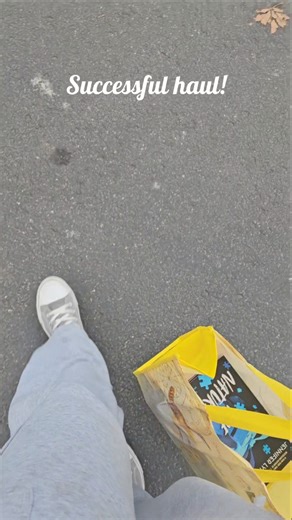 used bookstore shopping vlog! #fyp #viral #books #booktok #booktube #bookstore #booktubetbr #yt #fy