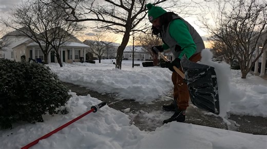 Residential trash pickup to resume this weekend in DC