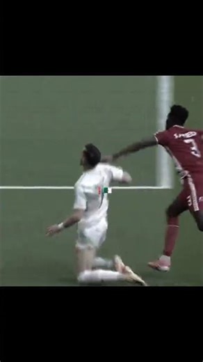 ماهو سبب ضلم الجزائر دائما 😭اما من اللاعبين او من الحكام😩😭#الجزائر #مباريات_اليوم #كرة_القدم