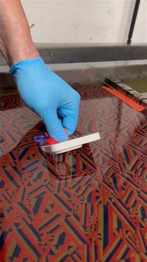 Hydro Dipping IPhone #satisfying #hydrodipping