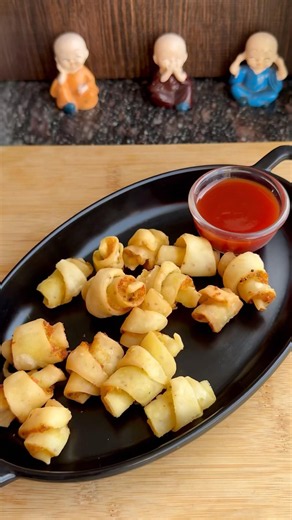 Try this Unique Ring Samosa 😍✨