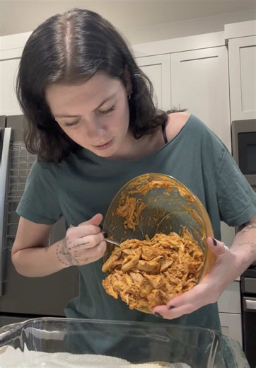 Buffalo Chicken Slider Dinner: A Dazed & Confused Recipe