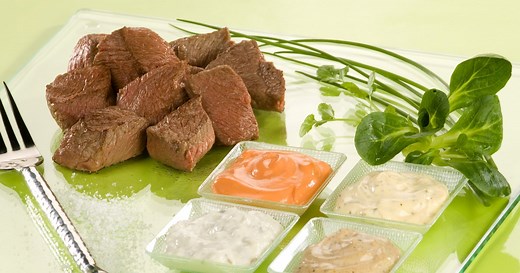 Fondue bourguignonne et ses 4 sauces