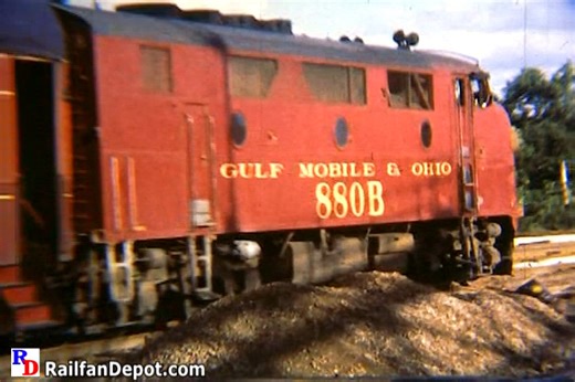 A GM&O commuter train and a Santa Fe local freight at Joliet, Illinois. From the Green Frog Productions show "Rock Island Special (w/ Bonus), 2 Discs, 4 Hours" https://rfd.video/ROCKSpecial | Railfan Depot