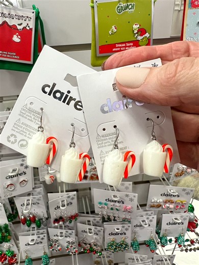 Have you ever put a candy cane in your hot chocolate? I’m seeing it everywhere. Do I need to try it? I popped into Claire’s last night to see if they had any new “food” earrings. I wasn’t disappointed. 👵🏻💖🏡Welcome to Grandma’s House where I post dolls, miniatures, and nostalgic things. There’s nothing like a walk down memory lane. My name is Tonya aka GrandmaGetsReal. I started on social media six years ago photographing Barbies. Then, I began to collect 1/6 scale realistic miniatures for th