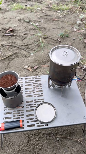 Keith Titanium, Firebox G2, Emo Outdoor , Coffee by the river | Káva u řeky