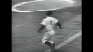 Billy Martin's critical running catch Game 7, 1952 World Series | Baseball In Pics