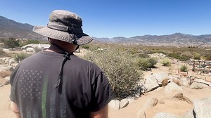 Pinyon Pines residents ride out Rosa Fire without power or water