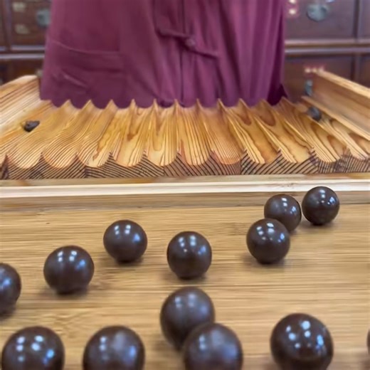 This tool is perfect for clay rolling! | Simple Life