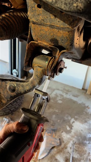 1.5M views · 7.7K reactions | “Just a service mate”… the biggest lie in workshop history #milwaukee #romaqld #supportlocal #justaservice | TDH Mechanical Maintenance | Facebook