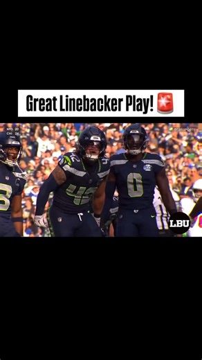 Linebackers University™ on Instagram: "Great Linebacker Play!!!🚨🚨🚨 Seattle Seahawks LB Drake Thomas reads the pullers and shoots his gap FAST for a tackle for loss! What a HIT!😤🔥 @drakethomas32 #linebacker #linebackers #linebackerdrills #linebackertraining #linebackercoach #linebackeruniversity #linebackersuniversity #LBU #LB"
