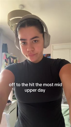 outfit of the day but try not to get sidetracked by the size of my biceps