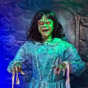 242 reactions · 85 shares | Unlock screams like you've never heard before when you shop our bone-chilling new animatronic lineup | Spirit Halloween | Facebook