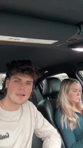 She always gotta ruin the moment🤣 #comedу #relationship #couple #relatable #girlfriend #funnyvideos #coupleshumor #boyfriend #funny