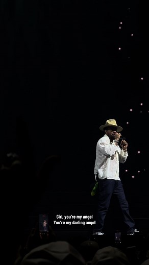 Shaggy's 'Angel' Live Concert Performance