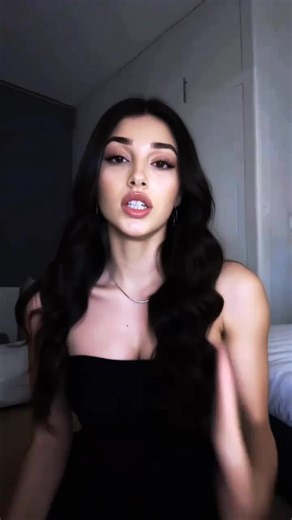 Mizna Khan (@mizna_hkhan)’s videos with original sound - Mizna Khan