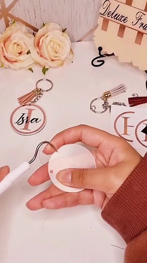 How cute are these 😍 #keyring #keyrings #personalised #personalisedgifts #cricut #vinyl